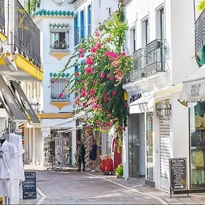 Apartamento Piso Reformado A Estrenar Cerca Playa Y Centro, Marbella